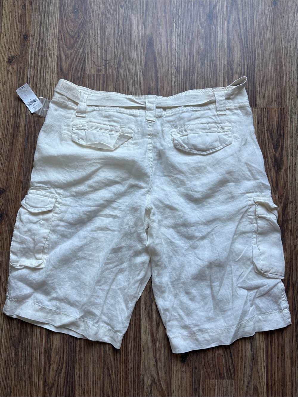 GAP Linen Cargo Shorts - Picture 2 of 3